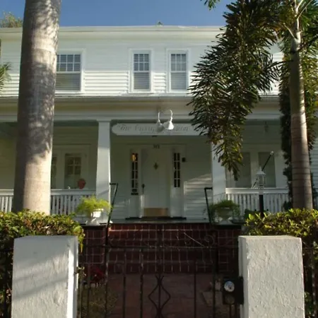Amsterdam'S Curry Mansion Inn-3