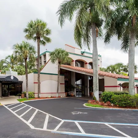 Ramada By Wyndham West Palm Beach Airport-2