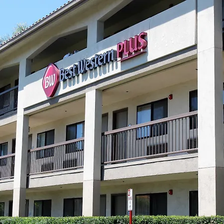 Best Western Plus Orange County Airport North-3