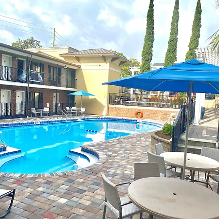Days Inn By Wyndham Pensacola - Historic Downtown-3