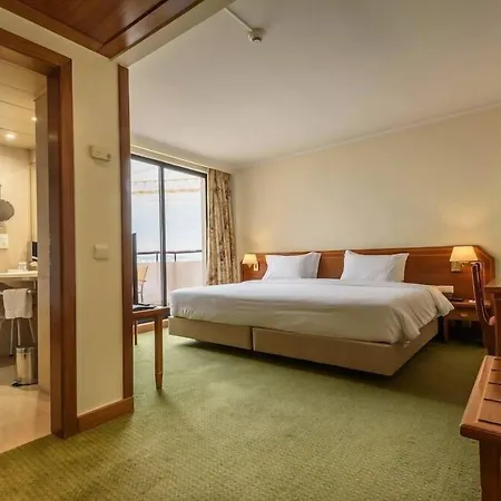 Hotel Real Parque-2