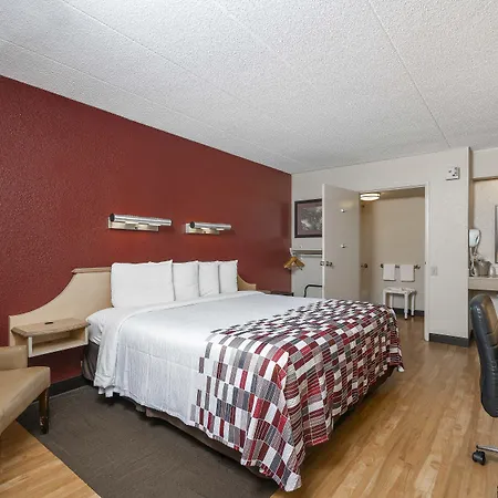 Red Roof Inn Louisville Fair And Expo-2