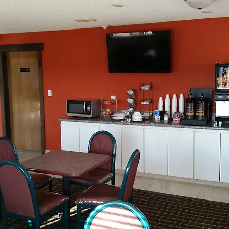 Rodeway Inn Cedar Rapids Westdale-3