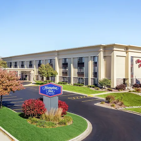 Hampton Inn Milwaukee Airport-2