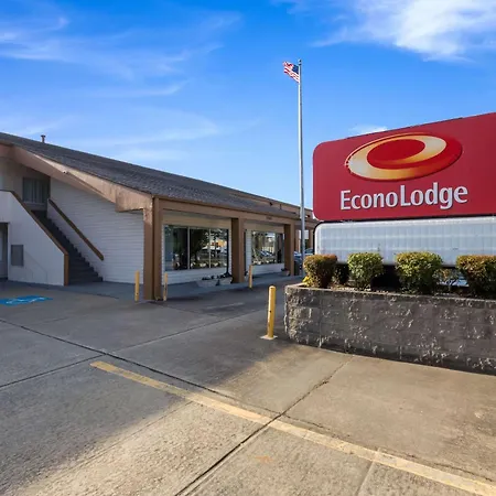 Econo Lodge Little Creek-3