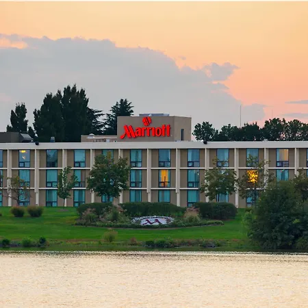 Washington Dulles Airport Marriott-2