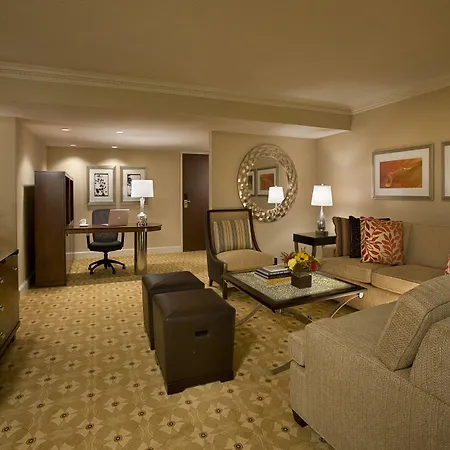 Toronto Airport Marriott Hotel-3