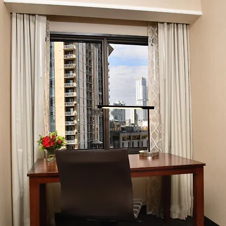 Embassy Suites By Hilton Austin Downtown South Congress-2