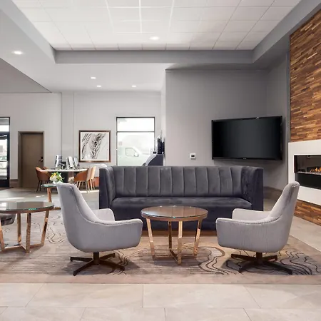 Delta Hotels By Marriott Fargo-3