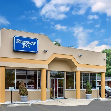Rodeway Inn Macarthur Airport-2