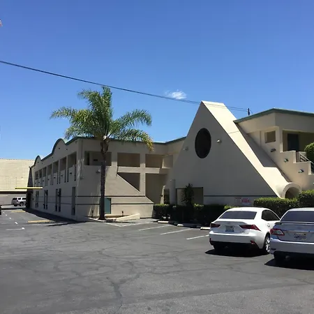 Mikado Hotel - Universal Studios-Burbank-3