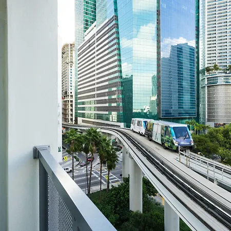 Courtyard Miami Downtown Brickell Area-3