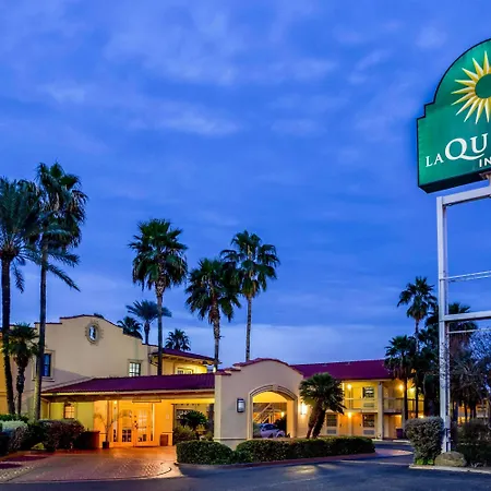 La Quinta Inn By Wyndham Laredo I-35-2