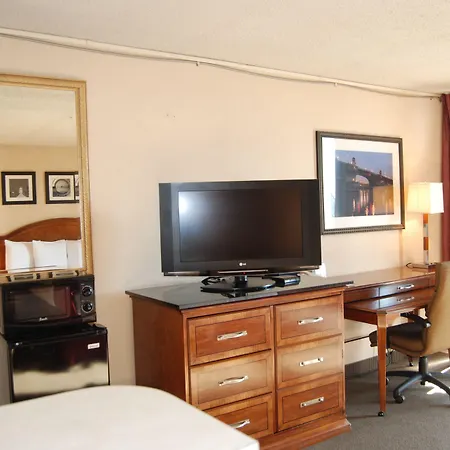 Inn At The Convention Center-3