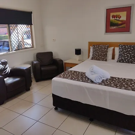 Cascade Motel In Townsville-2