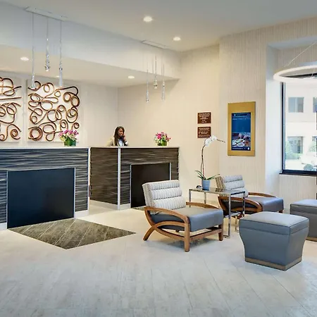 Embassy Suites By Hilton Dallas-Love Field-3