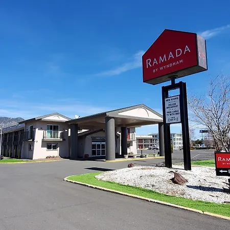 Ramada By Wyndham Flagstaff East-2