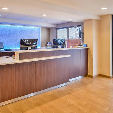 Fairfield Inn Rochester Airport-2