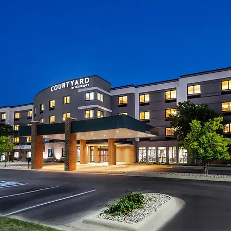 Courtyard By Marriott Sioux Falls-2