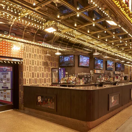 Four Queens Hotel & Casino-2
