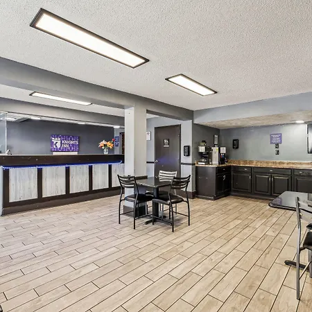 Knights Inn Antioch-3
