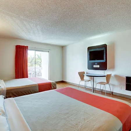 Motel 6-Santa Ana, Ca - Irvine - Orange County Airport-3