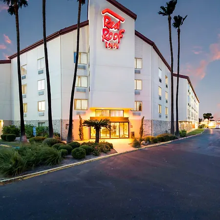 Red Roof Inn Laredo-2