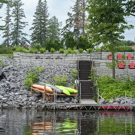 Ramada By Wyndham Ottawa On The Rideau-2