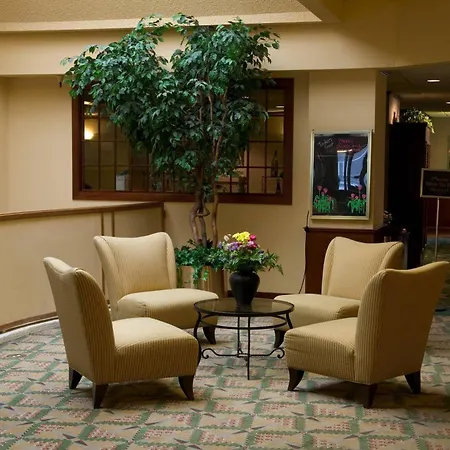 Red Lion Hotel Yakima Center-2