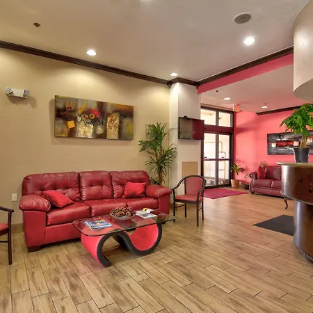 Ramada By Wyndham Oklahoma City Airport North-3