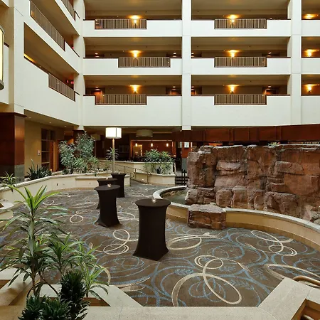 Sheraton Sioux Falls Hotel & Convention Center-2