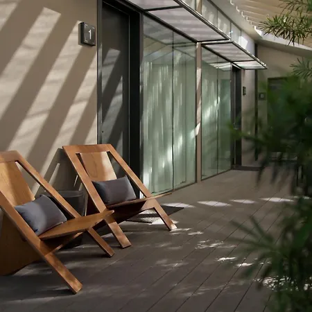 Frame Hotel - Treehouse-3