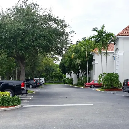 Studio 6 Extended Stay - West Palm Beach, Fl-2