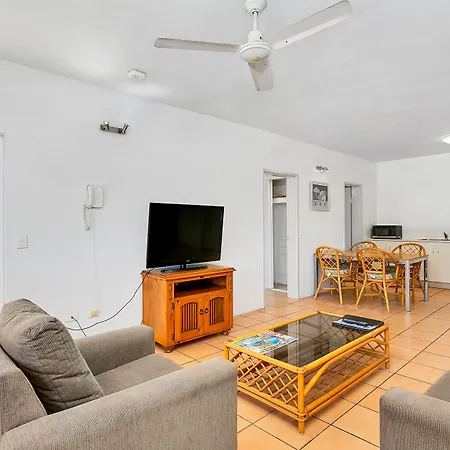 Cairns Reef Apartments & Motel-2
