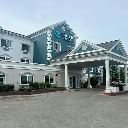 Clarion Suites Anchorage Downtown-3