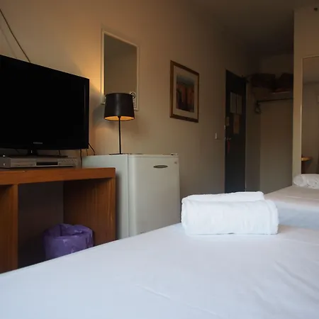 City Crown Motel-3