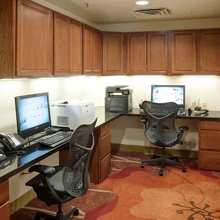 Hilton Garden Inn Tulsa Airport-3