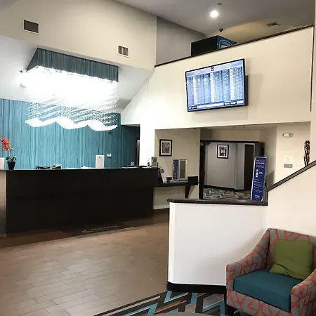 Clarion Inn & Suites Dfw North-2