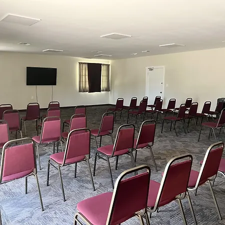 Quality Inn Airport-3