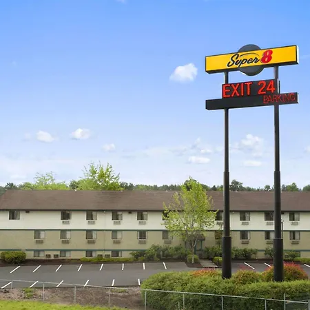 Super 8 By Wyndham Portland Airport-3