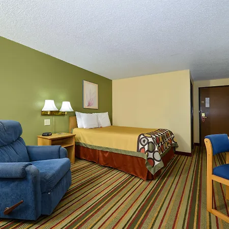 Super 8 By Wyndham Minot Airport-2