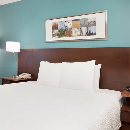 Fairfield Inn By Marriott Philadelphia Airport-3