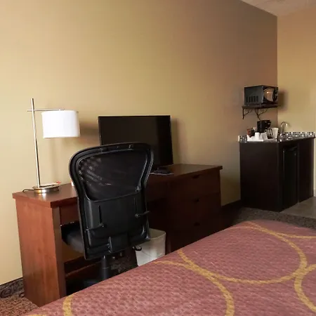 Super 8 By Wyndham Regina-2