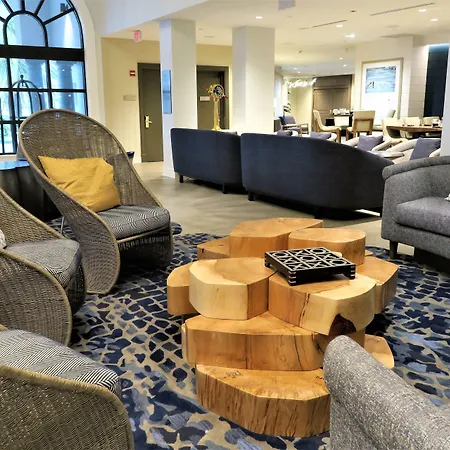 Renaissance Fort Lauderdale Cruise Port Hotel-2