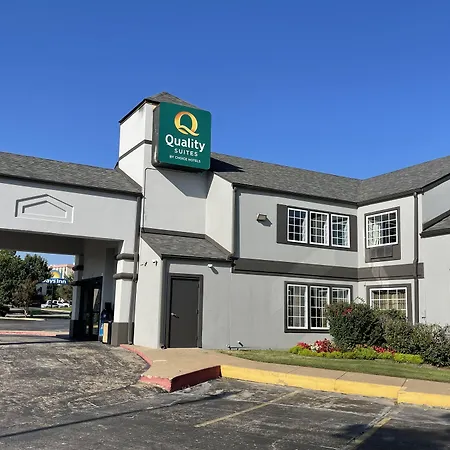 Quality Suites Tulsa I-44-2