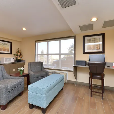 Super 8 By Wyndham Calgary/Airport-2