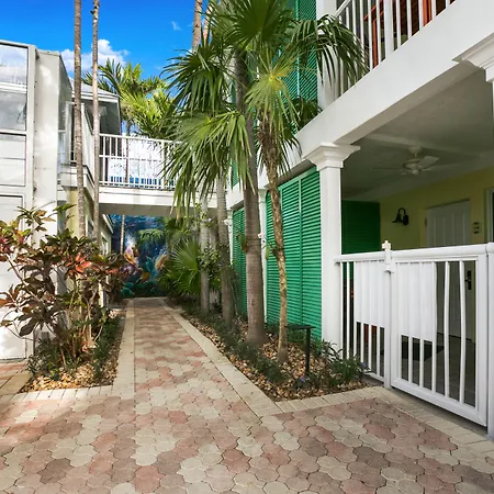 Almond Tree Inn - Adults Only-2