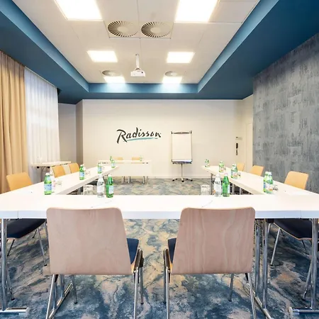 Radisson Hotel Nice Airport-2
