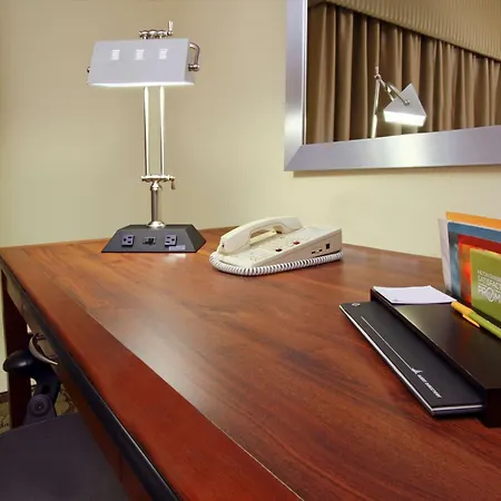 Hilton Garden Inn Columbus Airport-3