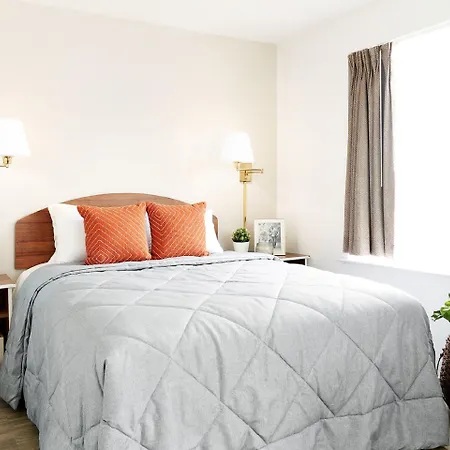 Intown Suites Extended Stay Houston Tx - Hobby Airport-2